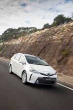Toyota Prius v 2015 года (AU)